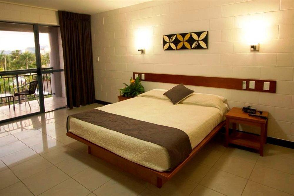 Amanaki Hotel Апиа Экстерьер фото